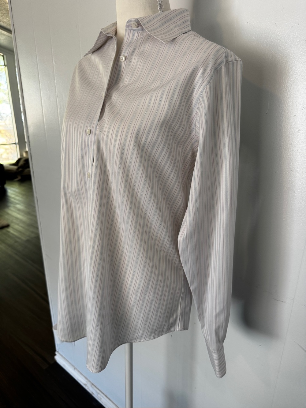 Brooks Brothers White Button-Up Shirt with Subtle Multi-Stripe